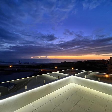 Povoa De Varzim-Sleeps4-Beachfront-Ac-Parking Exteriör bild